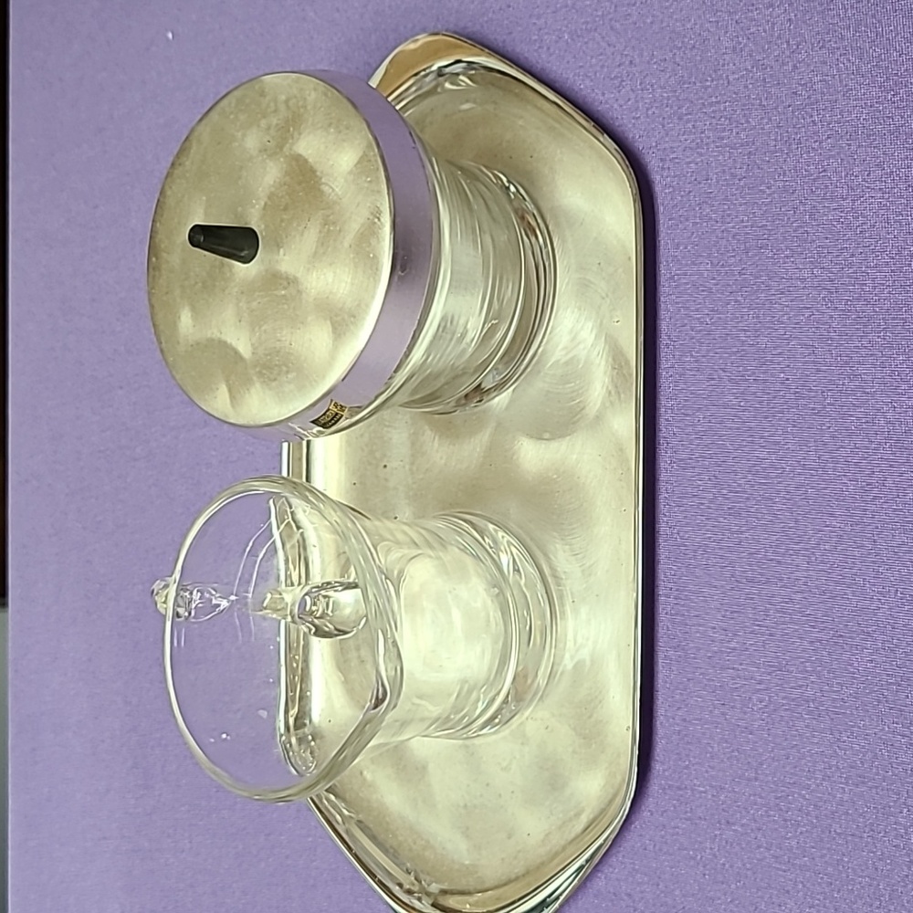 Funky creamer and sugar set